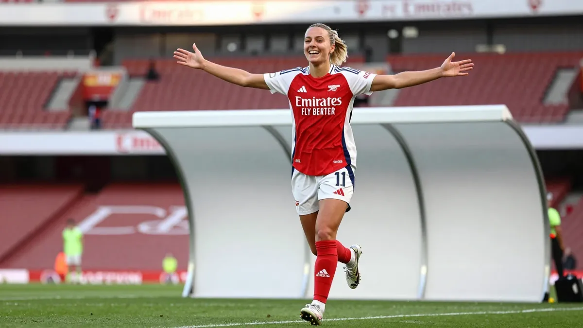 Arsenal Women drew 1-1 with Manchester United but have scored only two goals in three league games